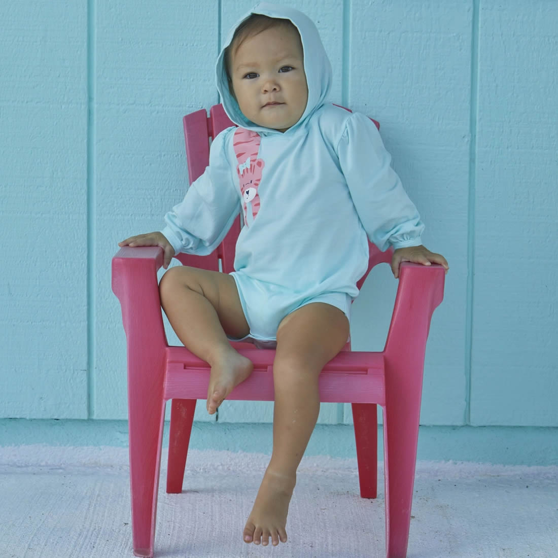 UV Skinz Sunzie Body mit Kapuze mit UV-Schutz Peek-A-Boo Tiger